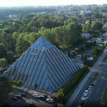 Piramida Park Hotel & Wellness Tychy Eksteriør billede