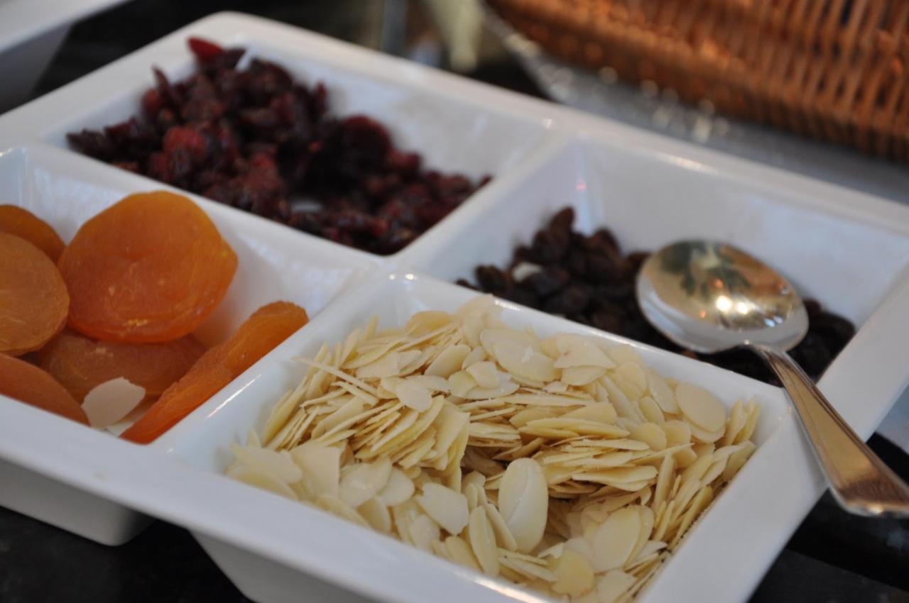 Piramida Park Hotel & Wellness Tychy Eksteriør billede