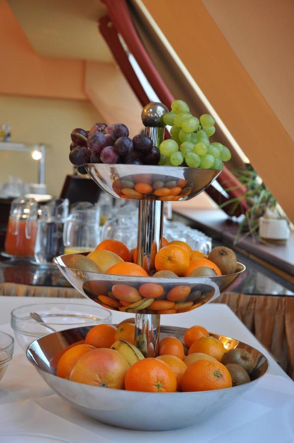 Piramida Park Hotel & Wellness Tychy Eksteriør billede