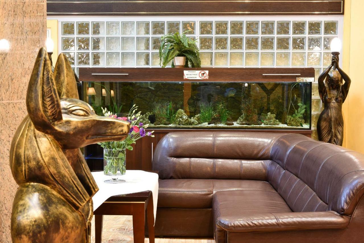 Piramida Park Hotel & Wellness Tychy Eksteriør billede
