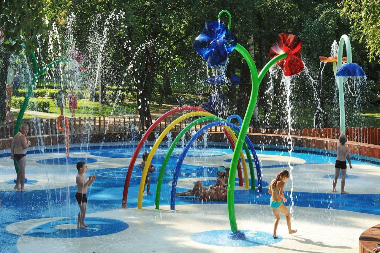 Piramida Park Hotel & Wellness Tychy Eksteriør billede