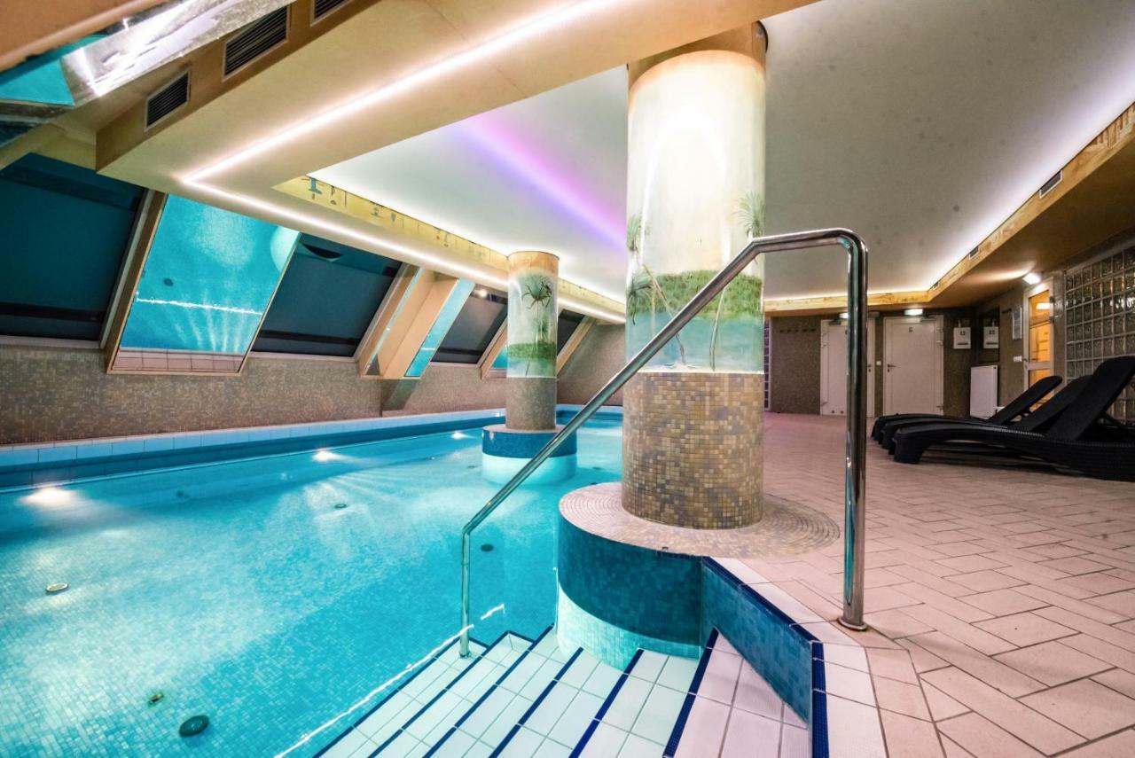 Piramida Park Hotel & Wellness Tychy Eksteriør billede