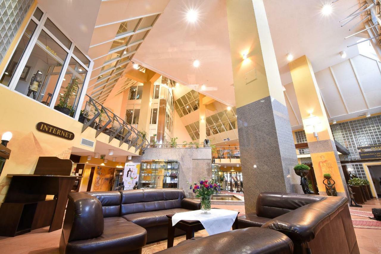 Piramida Park Hotel & Wellness Tychy Eksteriør billede