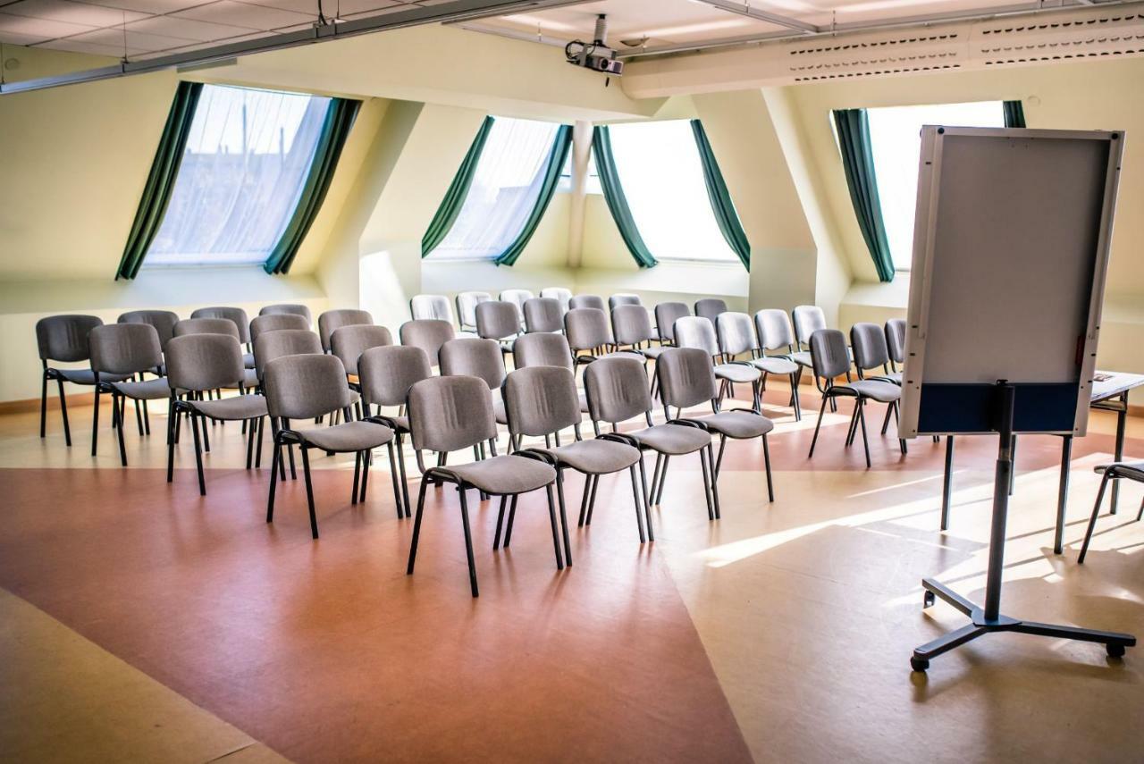 Piramida Park Hotel & Wellness Tychy Eksteriør billede