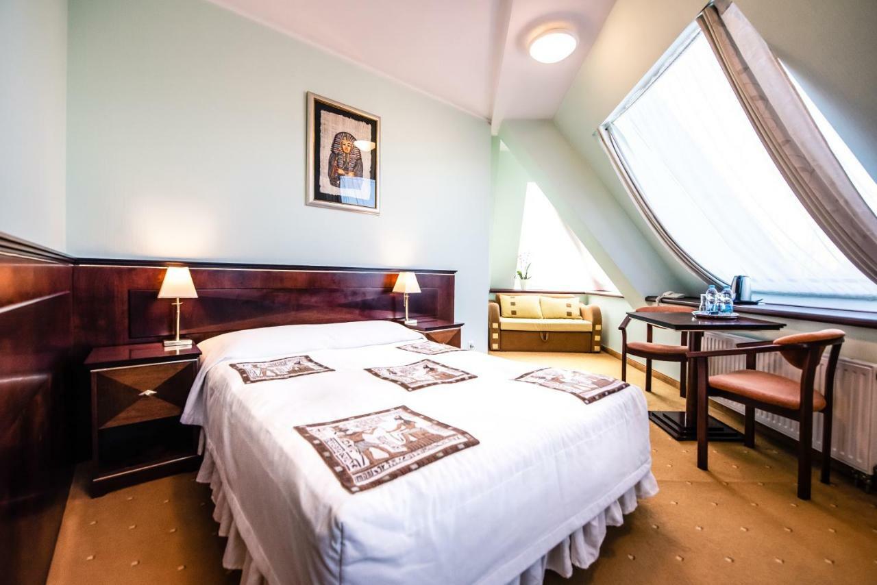 Piramida Park Hotel & Wellness Tychy Eksteriør billede